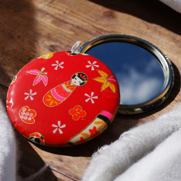 Miroir de poche - kokeshi