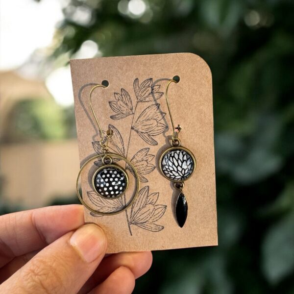 boucles d'oreilles asymétriques "Les décalées" -