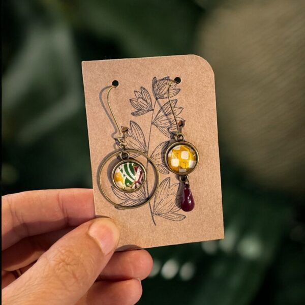 boucles d'oreilles asymétriques "Les décalées" -