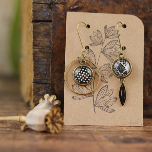 boucles d'oreilles asymétriques "Les décalées" -